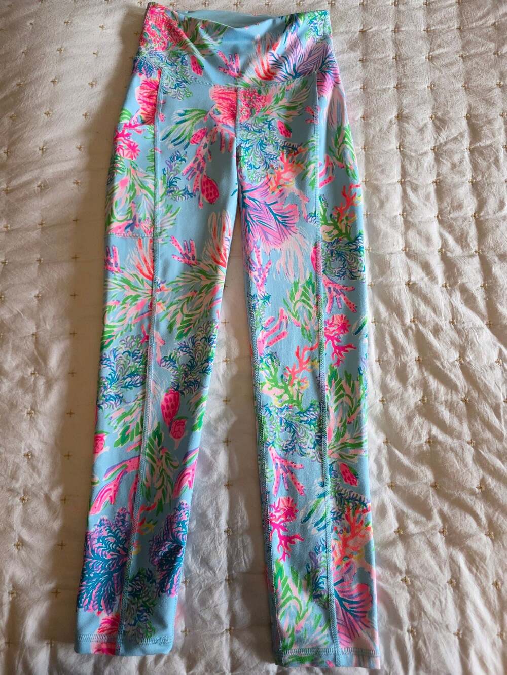 Lilly Pulitzer Luxletic Weekender High-Rise Leggings in Celestial Blue Cay To My